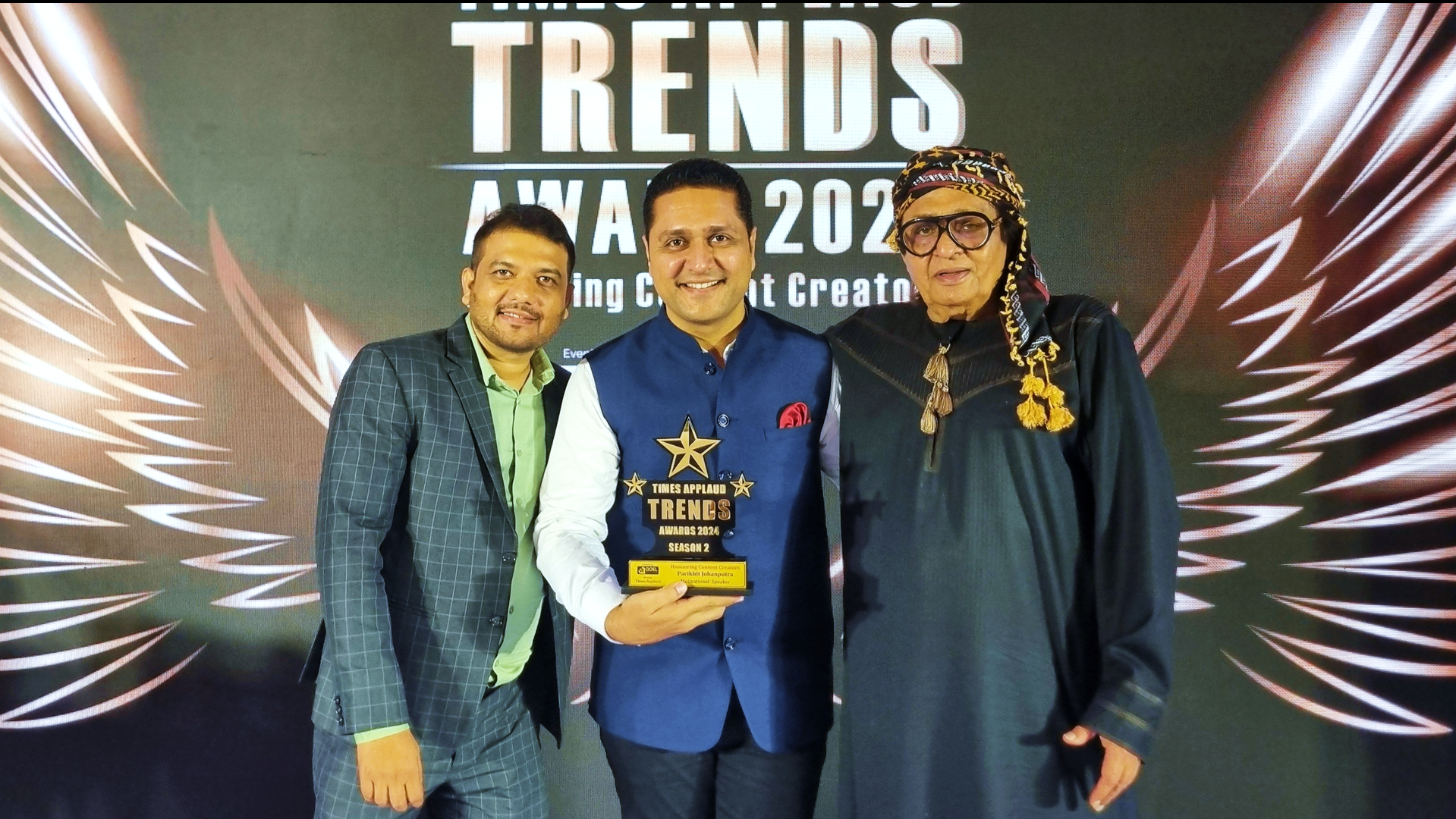 Parikshit Jobanputra honoured at Times Applaud Trends Awards 2024 as India's leading parenting coach and motivational speaker